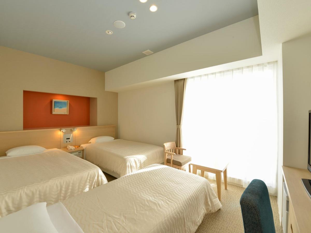 Hotel Risingsun Miyakojima Екстер'єр фото